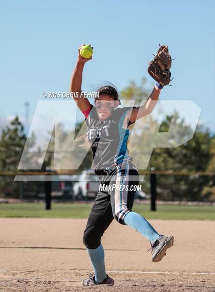 Thumbnail 3 in Pueblo West vs. Erie (CHSAA 4A Quarterfinal) photogallery.