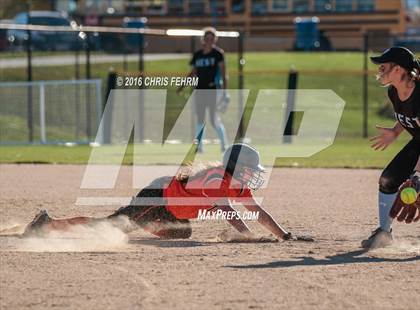 Thumbnail 1 in Pueblo West vs. Erie (CHSAA 4A Quarterfinal) photogallery.