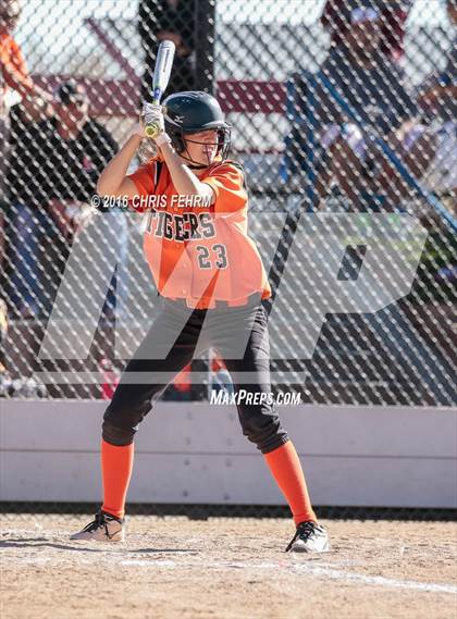 Thumbnail 2 in Pueblo West vs. Erie (CHSAA 4A Quarterfinal) photogallery.