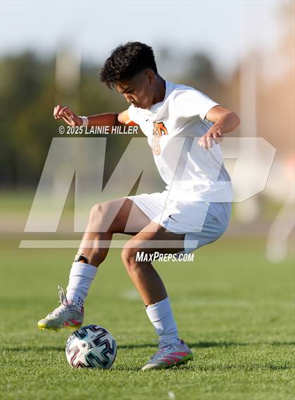 Thumbnail 2 in JV: Moorhead @ Bemidji photogallery.