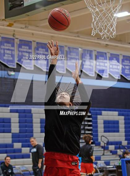 Thumbnail 2 in Corona del Mar vs Alhambra (Winter Hoops Shootout) photogallery.