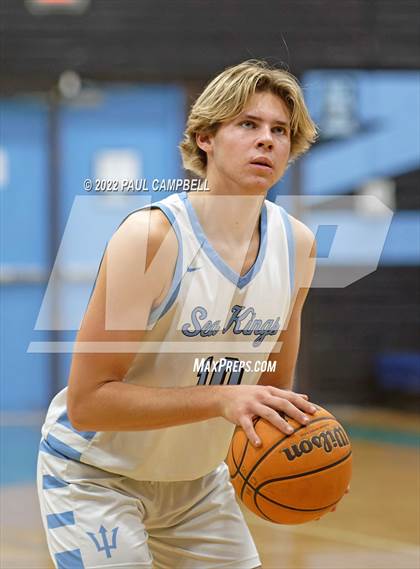 Thumbnail 1 in Corona del Mar vs Alhambra (Winter Hoops Shootout) photogallery.