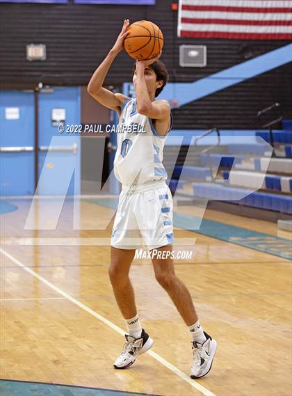 Thumbnail 3 in Corona del Mar vs Alhambra (Winter Hoops Shootout) photogallery.