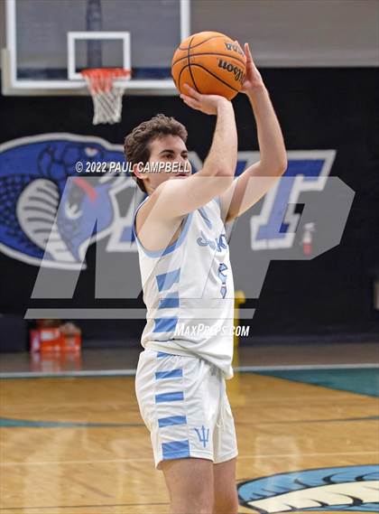 Thumbnail 3 in Corona del Mar vs Alhambra (Winter Hoops Shootout) photogallery.