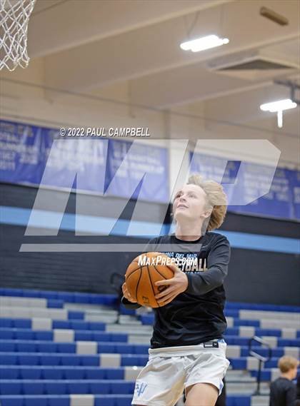 Thumbnail 3 in Corona del Mar vs Alhambra (Winter Hoops Shootout) photogallery.