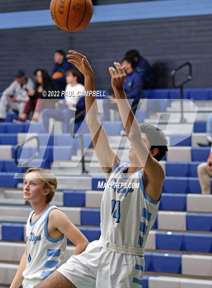 Thumbnail 2 in Corona del Mar vs Alhambra (Winter Hoops Shootout) photogallery.