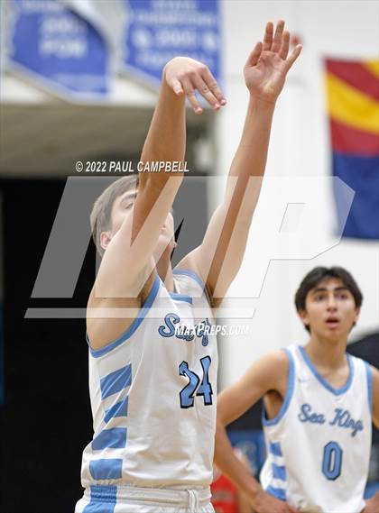 Thumbnail 2 in Corona del Mar vs Alhambra (Winter Hoops Shootout) photogallery.