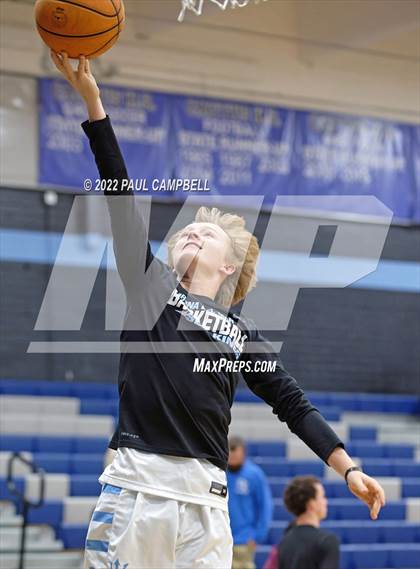 Thumbnail 2 in Corona del Mar vs Alhambra (Winter Hoops Shootout) photogallery.