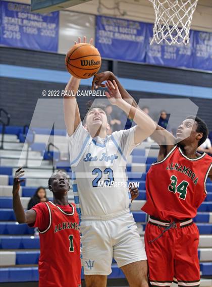Thumbnail 2 in Corona del Mar vs Alhambra (Winter Hoops Shootout) photogallery.
