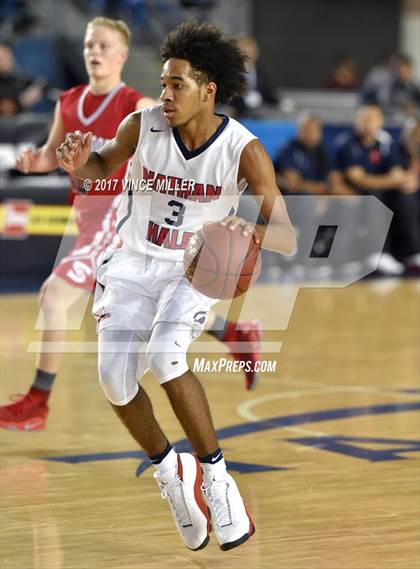 Thumbnail 1 in Nathan Hale vs. Stanwood (WIAA 3A Quarterfinal)  photogallery.