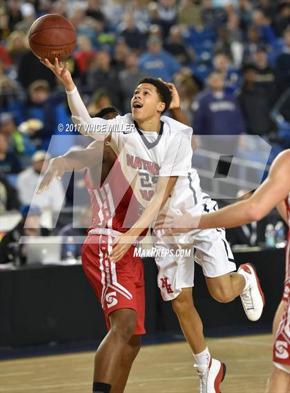 Thumbnail 2 in Nathan Hale vs. Stanwood (WIAA 3A Quarterfinal)  photogallery.