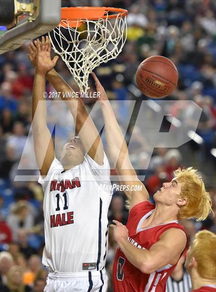Thumbnail 3 in Nathan Hale vs. Stanwood (WIAA 3A Quarterfinal)  photogallery.