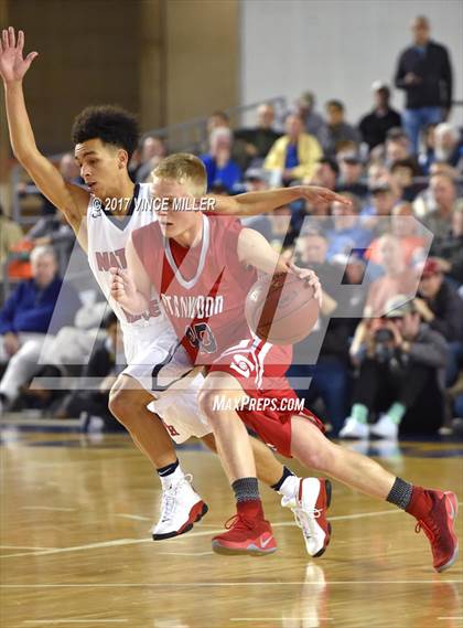 Thumbnail 3 in Nathan Hale vs. Stanwood (WIAA 3A Quarterfinal)  photogallery.