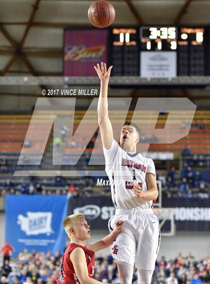 Thumbnail 3 in Nathan Hale vs. Stanwood (WIAA 3A Quarterfinal)  photogallery.