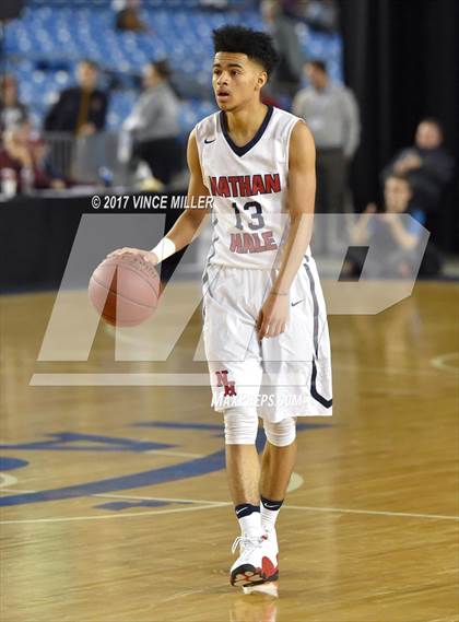 Thumbnail 2 in Nathan Hale vs. Stanwood (WIAA 3A Quarterfinal)  photogallery.