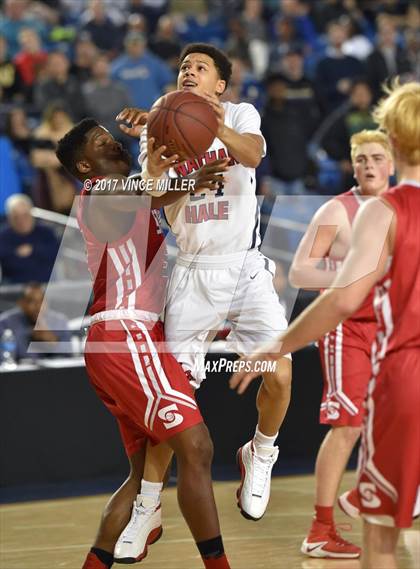Thumbnail 3 in Nathan Hale vs. Stanwood (WIAA 3A Quarterfinal)  photogallery.