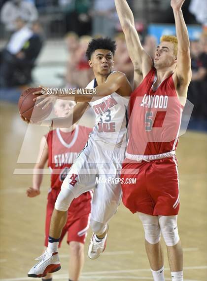 Thumbnail 3 in Nathan Hale vs. Stanwood (WIAA 3A Quarterfinal)  photogallery.