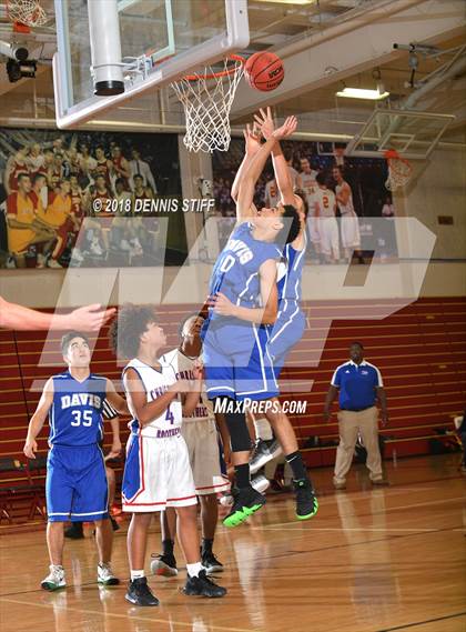 Thumbnail 2 in Christian Brothers vs. Davis (Jesuit JV Tournament) photogallery.