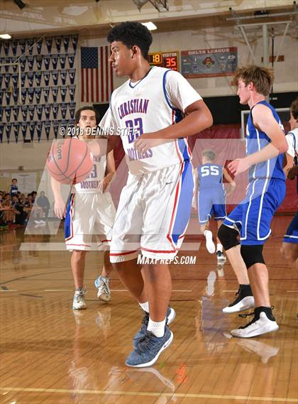 Thumbnail 2 in Christian Brothers vs. Davis (Jesuit JV Tournament) photogallery.