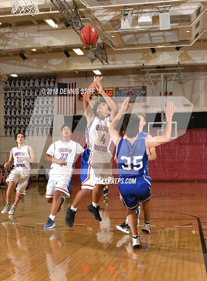 Thumbnail 2 in Christian Brothers vs. Davis (Jesuit JV Tournament) photogallery.