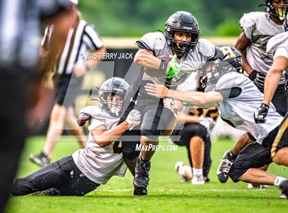 Thumbnail 2 in Hendersonville vs. Mount Juliet (Mount Juliet Scrimmage) photogallery.