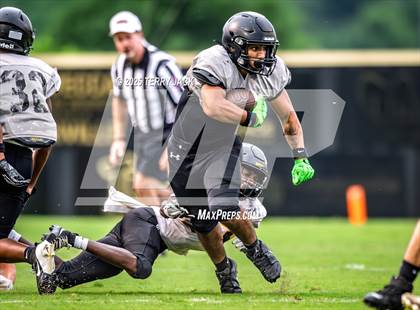 Thumbnail 3 in Hendersonville vs. Mount Juliet (Mount Juliet Scrimmage) photogallery.