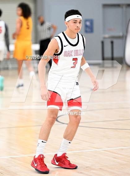 Thumbnail 1 in Oak Hills v Arcadia (SCIBCA Cali Live NCAA Viewing Tournament) photogallery.