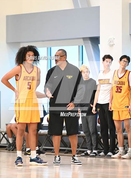 Thumbnail 3 in Oak Hills v Arcadia (SCIBCA Cali Live NCAA Viewing Tournament) photogallery.