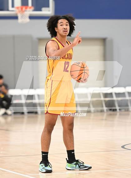 Thumbnail 3 in Oak Hills v Arcadia (SCIBCA Cali Live NCAA Viewing Tournament) photogallery.