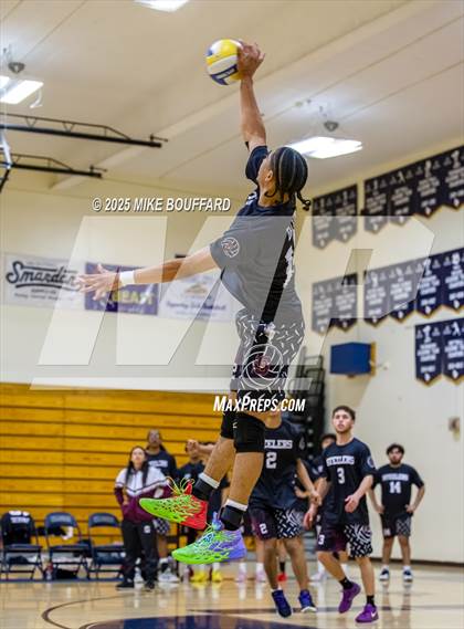 Thumbnail 1 in Fontana vs Dos Pueblos (CIF-SS D4 Round 2 Playoff) photogallery.