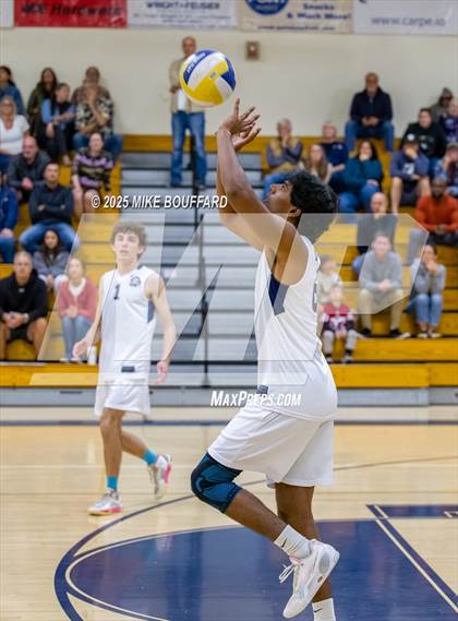 Thumbnail 2 in Fontana vs Dos Pueblos (CIF-SS D4 Round 2 Playoff) photogallery.