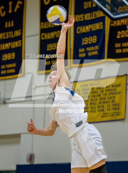 Thumbnail 1 in Fontana vs Dos Pueblos (CIF-SS D4 Round 2 Playoff) photogallery.