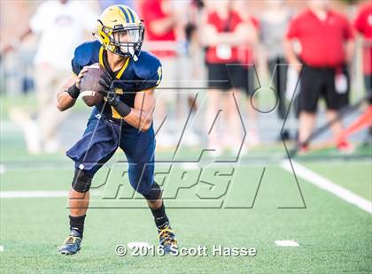 Thumbnail 2 in Canton vs. Fordson (Prep Football Classic) photogallery.