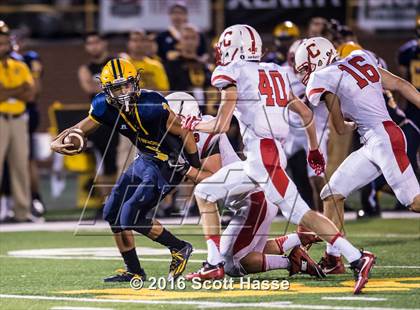Thumbnail 3 in Canton vs. Fordson (Prep Football Classic) photogallery.