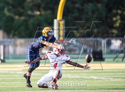 Thumbnail 1 in Canton vs. Fordson (Prep Football Classic) photogallery.