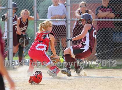Thumbnail 2 in Redbank Valley vs Cranberry Area (PIAA District IX Final) photogallery.