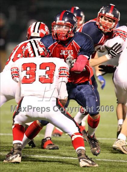 Thumbnail 2 in Baker vs. North Tonawanda (NYSPHSAA Class AA Semifinal) photogallery.