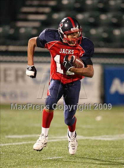 Thumbnail 2 in Baker vs. North Tonawanda (NYSPHSAA Class AA Semifinal) photogallery.