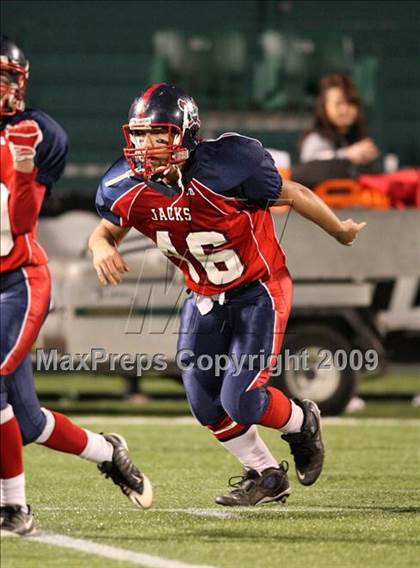Thumbnail 1 in Baker vs. North Tonawanda (NYSPHSAA Class AA Semifinal) photogallery.