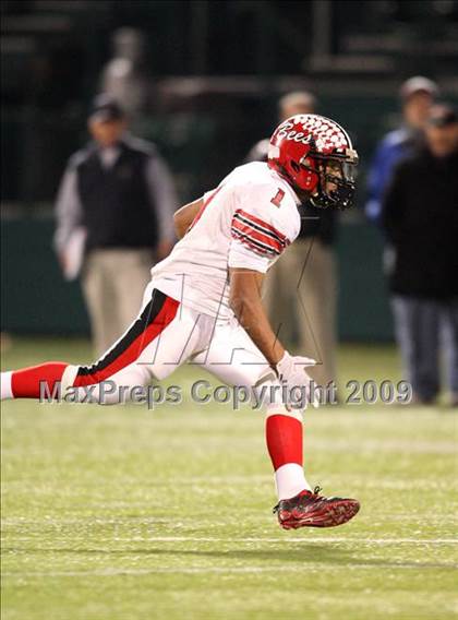 Thumbnail 1 in Baker vs. North Tonawanda (NYSPHSAA Class AA Semifinal) photogallery.