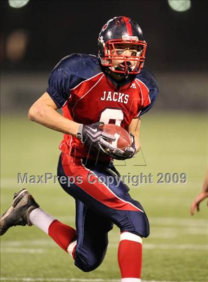 Thumbnail 1 in Baker vs. North Tonawanda (NYSPHSAA Class AA Semifinal) photogallery.