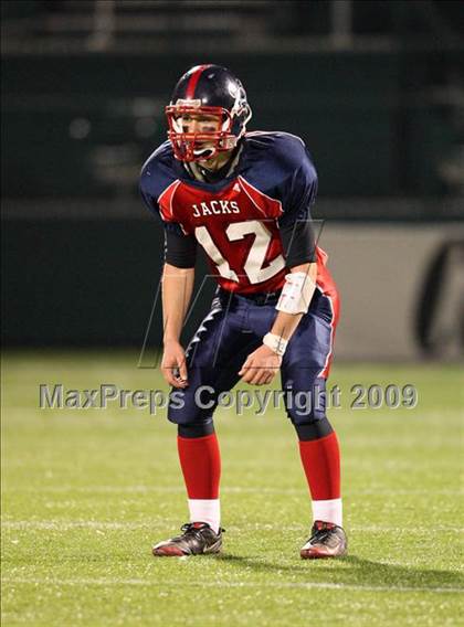Thumbnail 2 in Baker vs. North Tonawanda (NYSPHSAA Class AA Semifinal) photogallery.