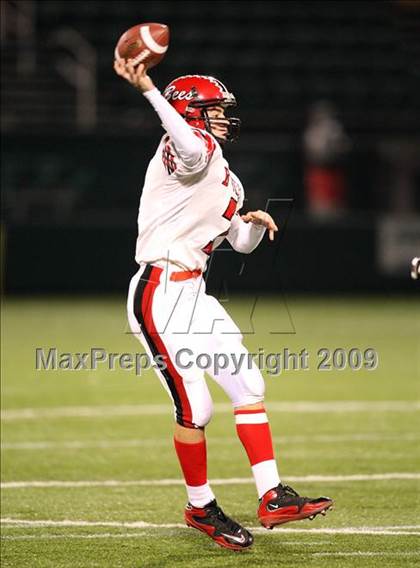 Thumbnail 3 in Baker vs. North Tonawanda (NYSPHSAA Class AA Semifinal) photogallery.