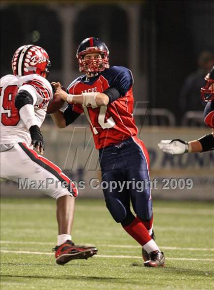 Thumbnail 3 in Baker vs. North Tonawanda (NYSPHSAA Class AA Semifinal) photogallery.