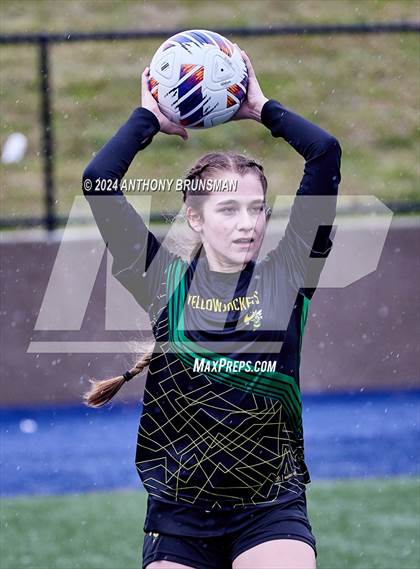 Thumbnail 1 in Hilmar vs. Argonaut (CIF SJS D5 Final) photogallery.