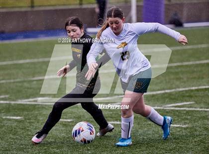 Thumbnail 3 in Hilmar vs. Argonaut (CIF SJS D5 Final) photogallery.