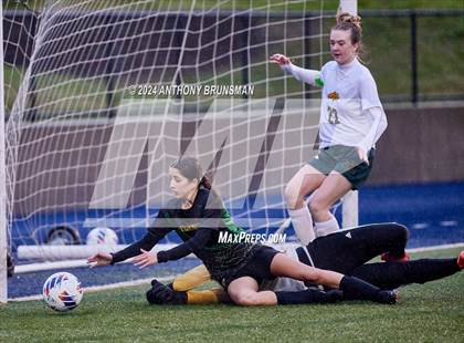 Thumbnail 2 in Hilmar vs. Argonaut (CIF SJS D5 Final) photogallery.
