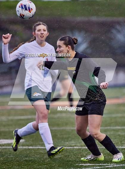 Thumbnail 2 in Hilmar vs. Argonaut (CIF SJS D5 Final) photogallery.