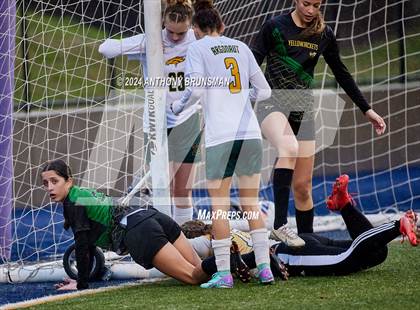 Thumbnail 3 in Hilmar vs. Argonaut (CIF SJS D5 Final) photogallery.