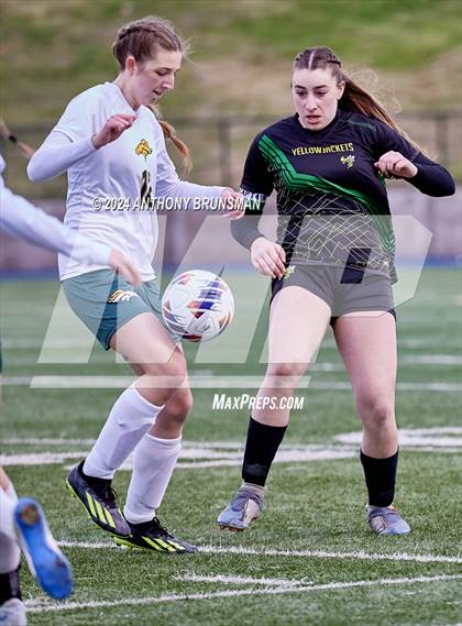Thumbnail 3 in Hilmar vs. Argonaut (CIF SJS D5 Final) photogallery.